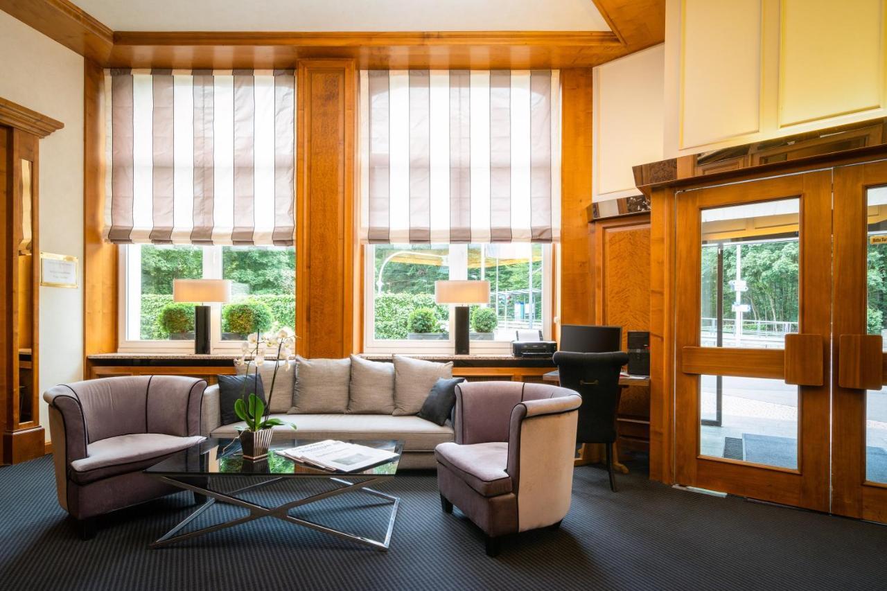 Parkhotel Am Taunus Oberursel Esterno foto