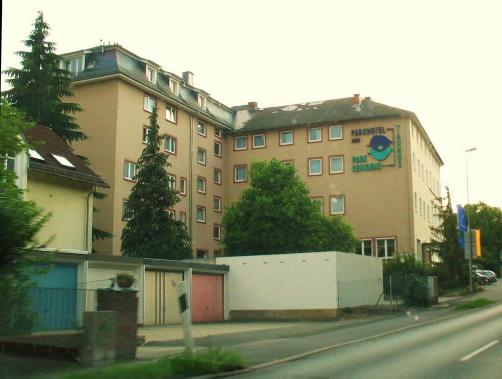 Parkhotel Am Taunus Oberursel Esterno foto
