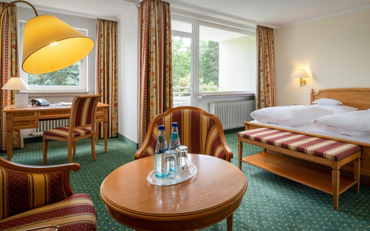 Parkhotel Am Taunus Oberursel Esterno foto